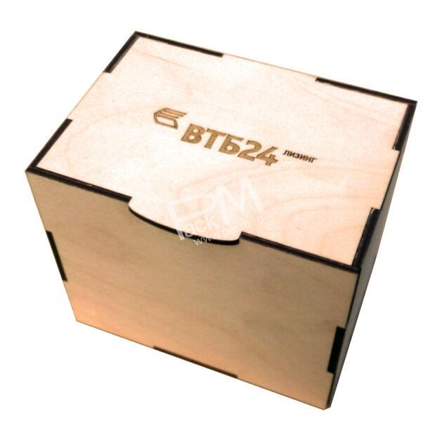 Сувенирная коробка из фанеры