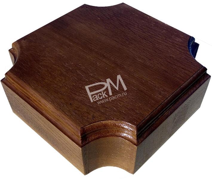 Мини-постамент из дерева