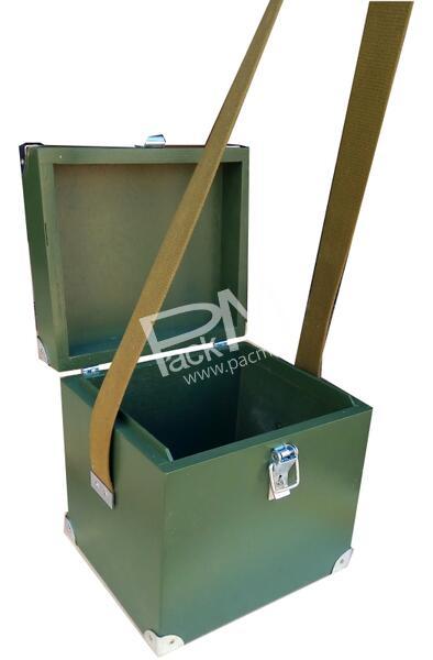 Ящик фанерный крашенный